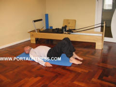 Abdominales con Piernas Estiradas. Pilates 1. Curso de Pilates Mat